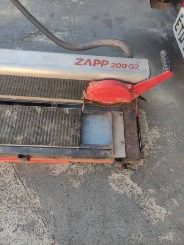 Riscadeira de piso corte a água
