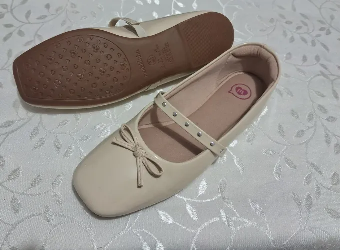 Sapatilha da Molekinha cor creme n° 34 nova