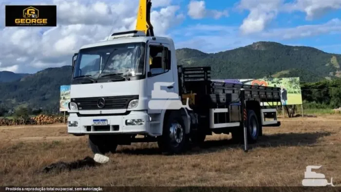 Caminhão Mercedes Atego 1518 - Munck ING 16.500