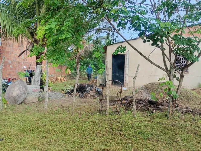 Vende-se este sítio 