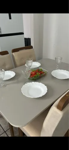 mesa 4 cadeiras