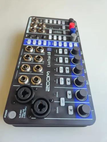 Mixer Mesa De Som Zoom Livetrak L6 Para Live E Podcast (Usado)