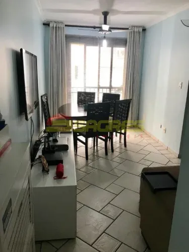 Apartamento com 3 Quartos à Venda, 61m² por R$ 390.000