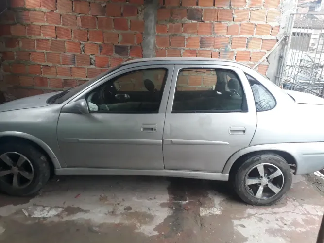 Chevrolet Corsa Sedan Super Milenium 1.0 MPFI 16V 2001