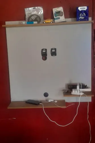 Estou vendendo um painel pra TV de 32 Polegadas