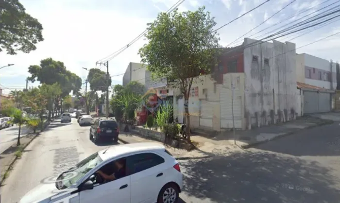 Lote Comercial com 395m² no Bairro Santa Amélia