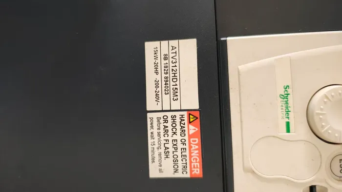 Inversores de frequência Schneider