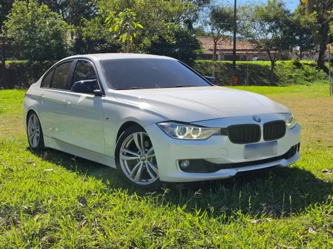 BMW 320I A 2.0 Turbo/activeflex 16V 184cv 4P 2015