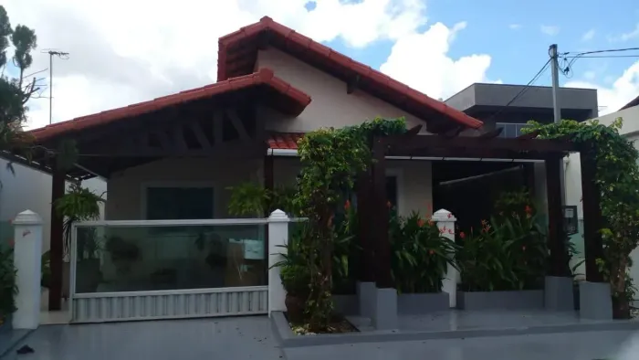 CASA CONDOMÍNIO ALTO DE PINHEIROS
