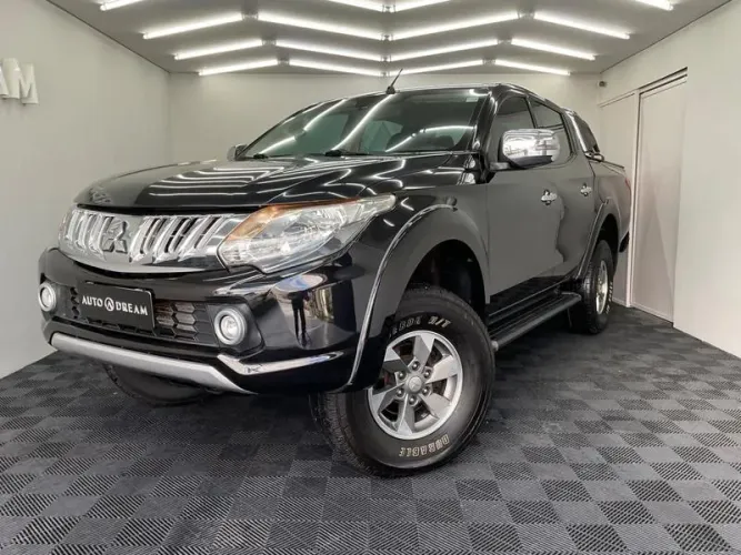 Mitsubishi L200 Triton Motorsports HPE 2.4 Dies 2019