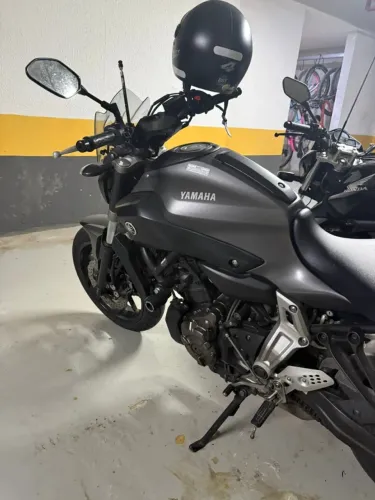 Yamaha MT 07 2016 - 10.000 km Apenas