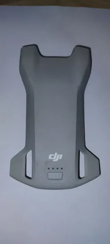 DJI mini 3 - tampa superior
