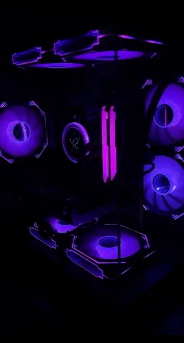 PC GAMER RYZEN 7 5700x - RTX 5060 8GB