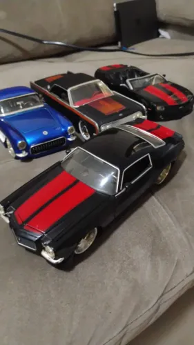 Carros 1/24 Jada/ Maisto / Welly 