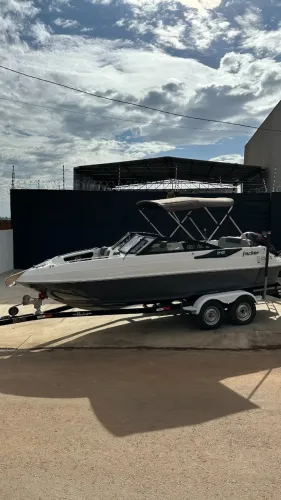 Focker 212 2024 c/ Mercury 150HP Pro XS | Apenas 31 Horas