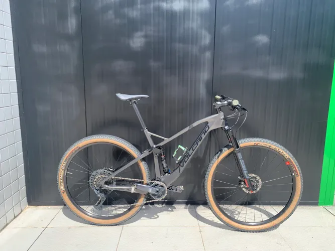 Soul Volcano Carbono Tamanho L