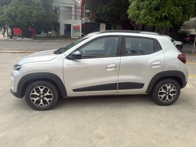 Renault Kwid Outsider 1.0 Flex 12V 5P Mec. 2023
