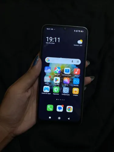 Celular Redmi 13C Xiaomi - Funcionando Tudo / Pequeno detalhe na tela (Ótimo preço)