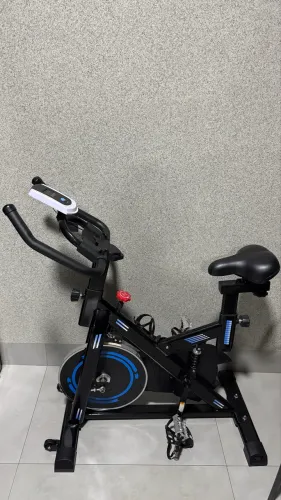 Bicicleta Spinning Profissional 15kg Roda Inércia - Suporta 150kg  | Display Digital 