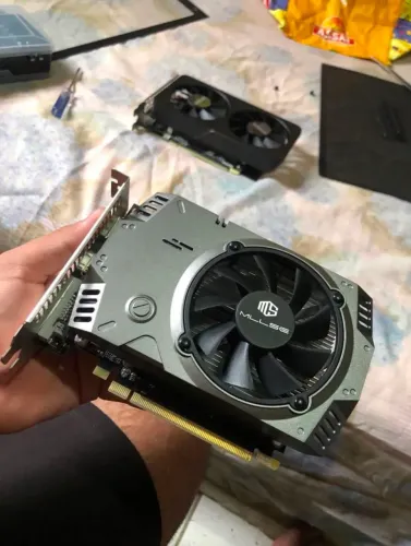 Rx 550 4gb placa de video
