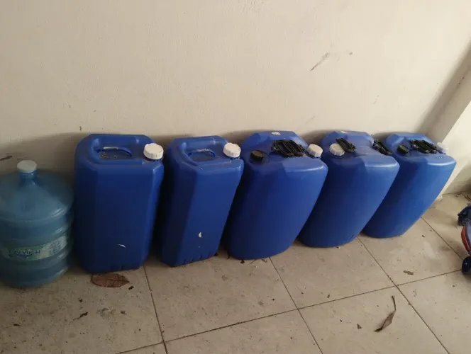 Bombonas de 50 e 40 litros