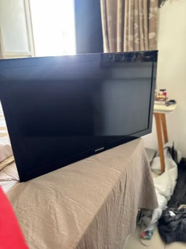 Tv Samsung 40 polegadas não é smart 