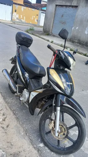 Moto Avelloz