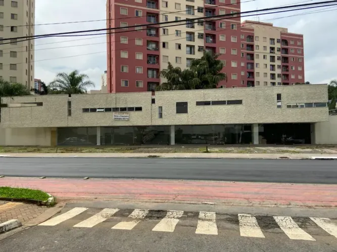 Fachada ativa para venda ou locação no Imirim