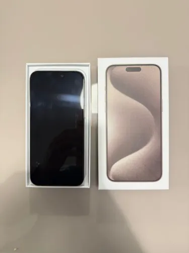 VENDO IPHONE 15 PRO MAX 512 TITANIUM