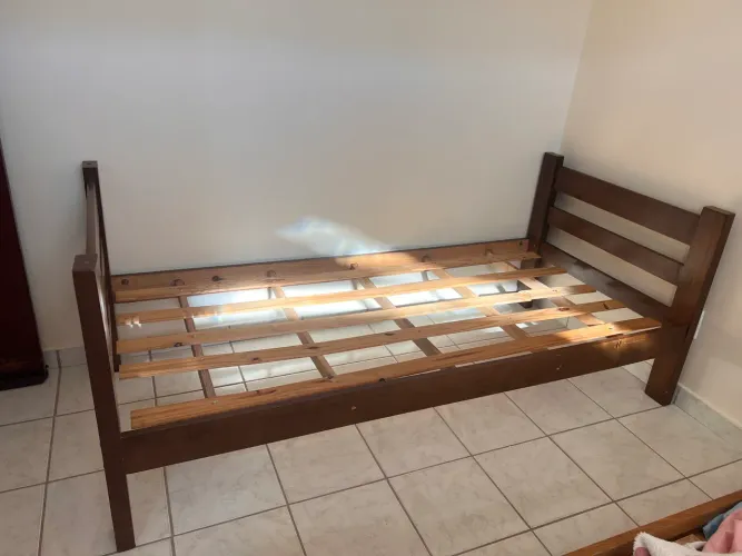 Cama infantil madeira solteiro 