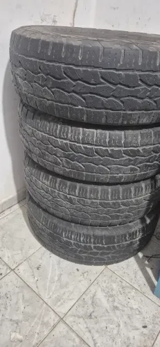 Peneu para triton 265/70/16