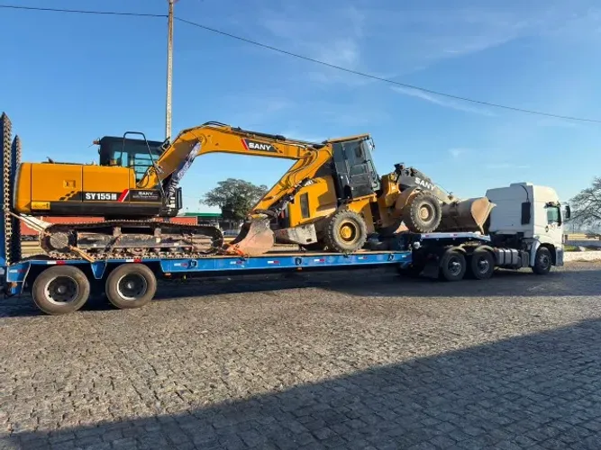 Carreta Prancha Randon 1996 02 Eixos com Pneus