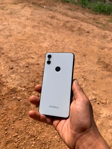 Motorola moto one 64 gb