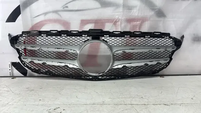 Grade Mercedes C180 C200 2015 2016 - A2058800483 Preto Brilhante