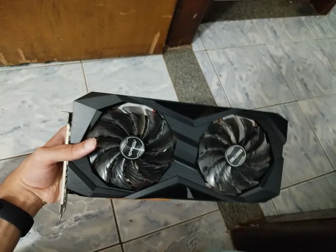 RX 6600 ASROCK (Semi-Nova)