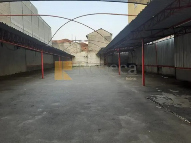 Terreno Pavimentado no Bom Retiro