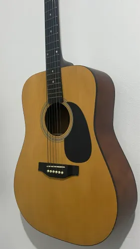 Violão Lauren