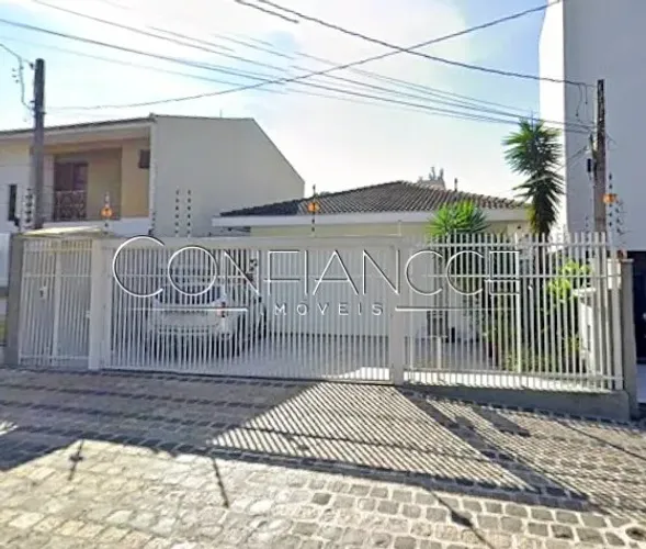 Casa Comercial para alugar em São Francisco, Curitiba - PR | Confiancce Imóveis