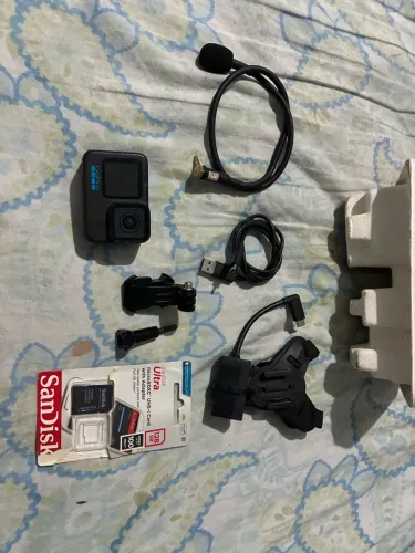 Câmera GoPro hero black 11 com acessórios