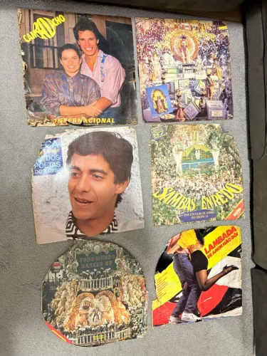 Vende-se disco de vinil