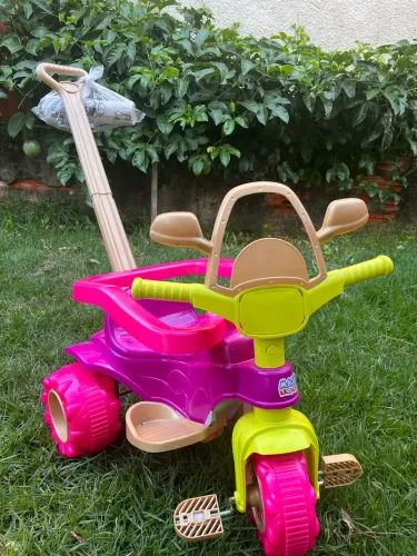 Triciclo Infantil Magic Toys