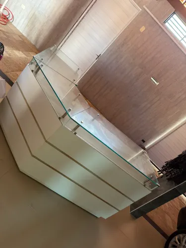 Balcão vitrine e atendimento