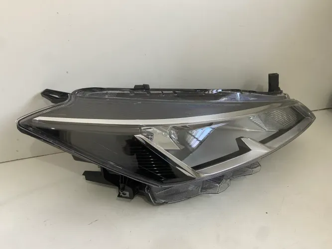 Farol Nissan Kicks  2022 2023 24 25  Lado Direito  Original  