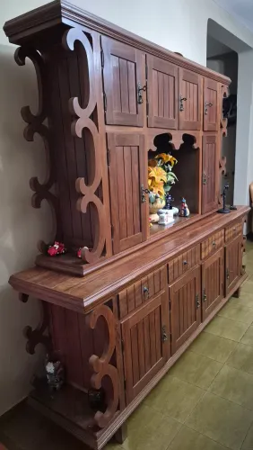 Armário buffet colonial de madeira sucupira maciça 