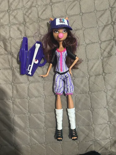 Monster high clawdeen ghouls sports