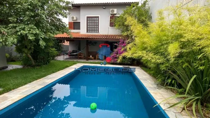 Casa Sobrado condominio fechado venda 249 metros 4 quartos Parque da Hípica - Campinas - S