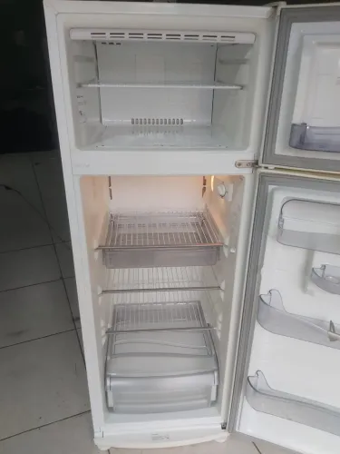 Geladeira cônsul ,duas portas 360 LT