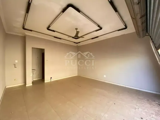 Aluga-se cômodo comercial no Bairro Centro