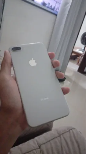 iPhone 8 Plus