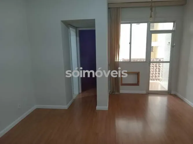 Apartamento : / Residencial / Vila Isabel